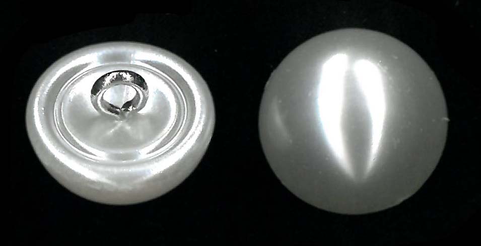 HALF ROUND PEARL BUTTON - SIZE 15 - IVORY